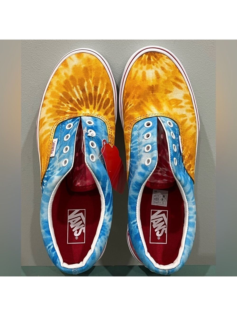 NWT Vans Era Juniors 6.5 Tie-Dye Sneakers - Picture 2 of 10